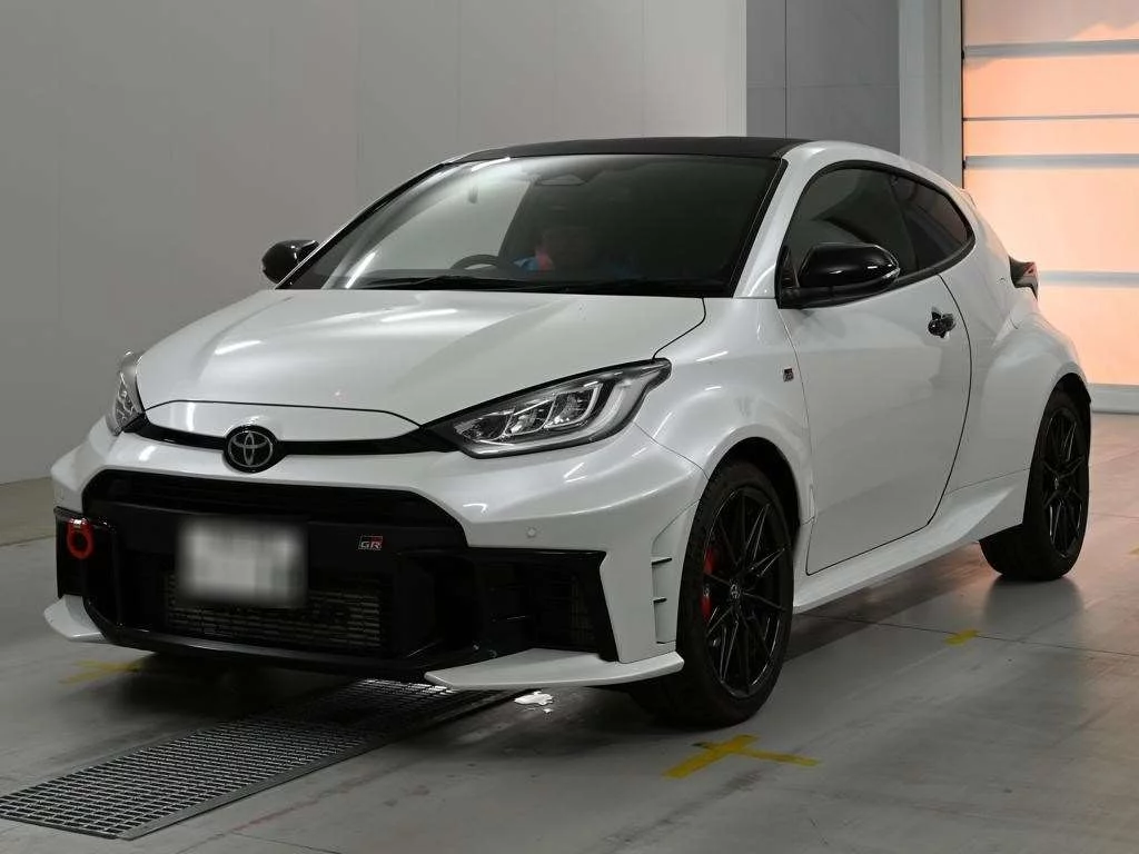 Toyota GR Yaris GXPA16 2025